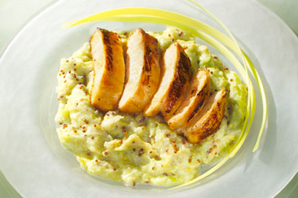 Piščančje prsi s porom in dijonsko gorčico v zrnu