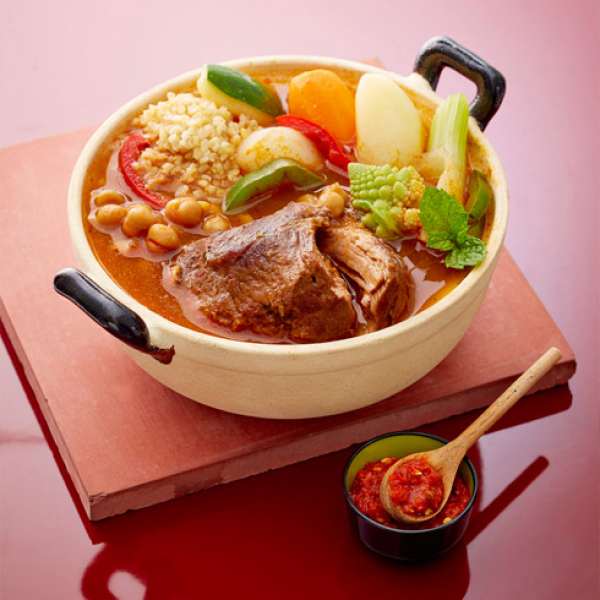 Jagnječje stegno v maroških začimbah